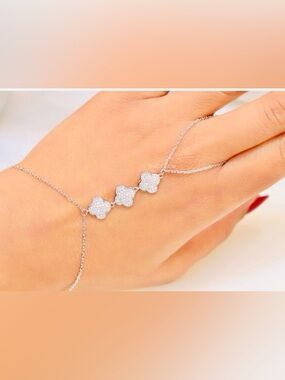 925 Sterling Silver Clover Hand Chain Bracelet - White